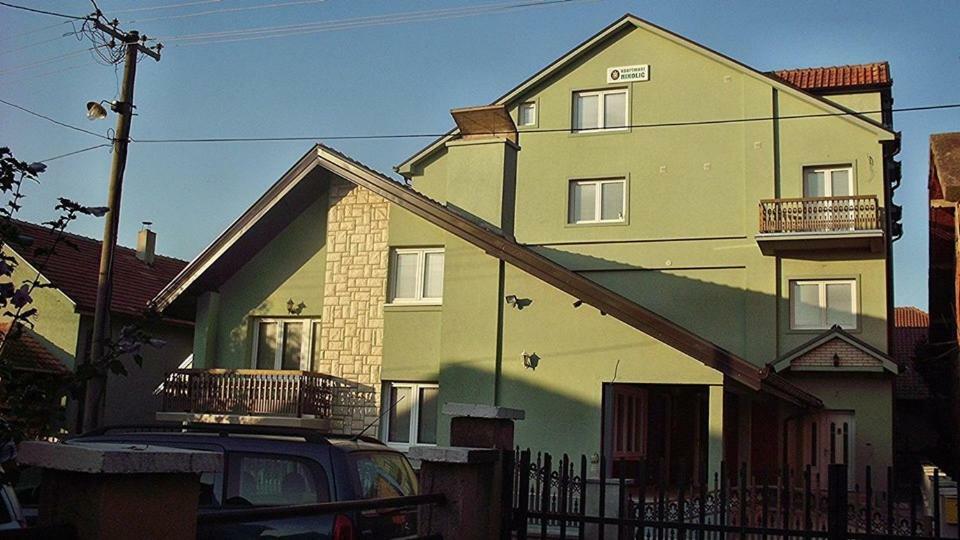 Golden Danube Bed & Breakfast Veliko Gradiste Exterior photo